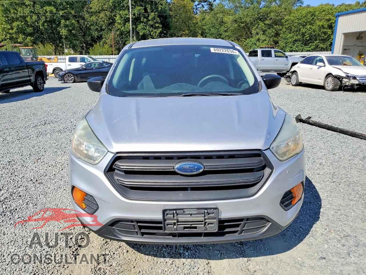 FORD ESCAPE 2017 - 1FMCU0F73HUD32729