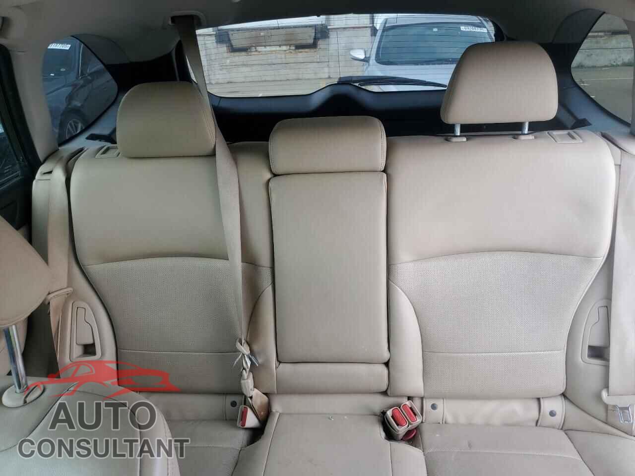 SUBARU OUTBACK 2017 - 4S4BSANC3H3349476