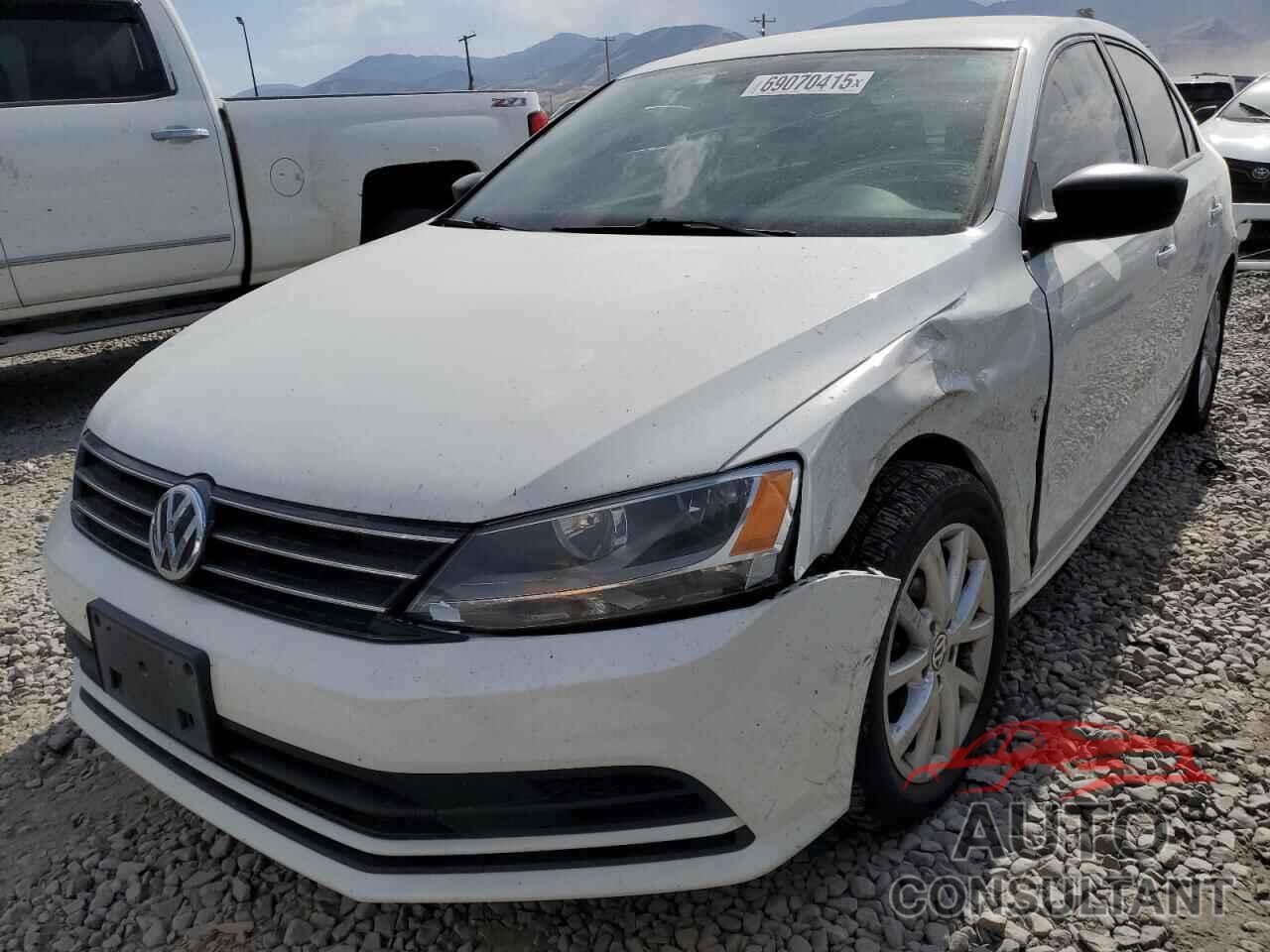 VOLKSWAGEN JETTA 2015 - 3VWD17AJXFM314529