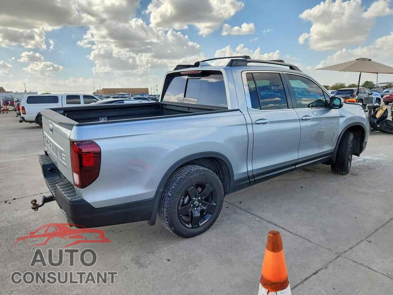 HONDA RIDGELINE 2025 - 5FPYK3F52SB002006