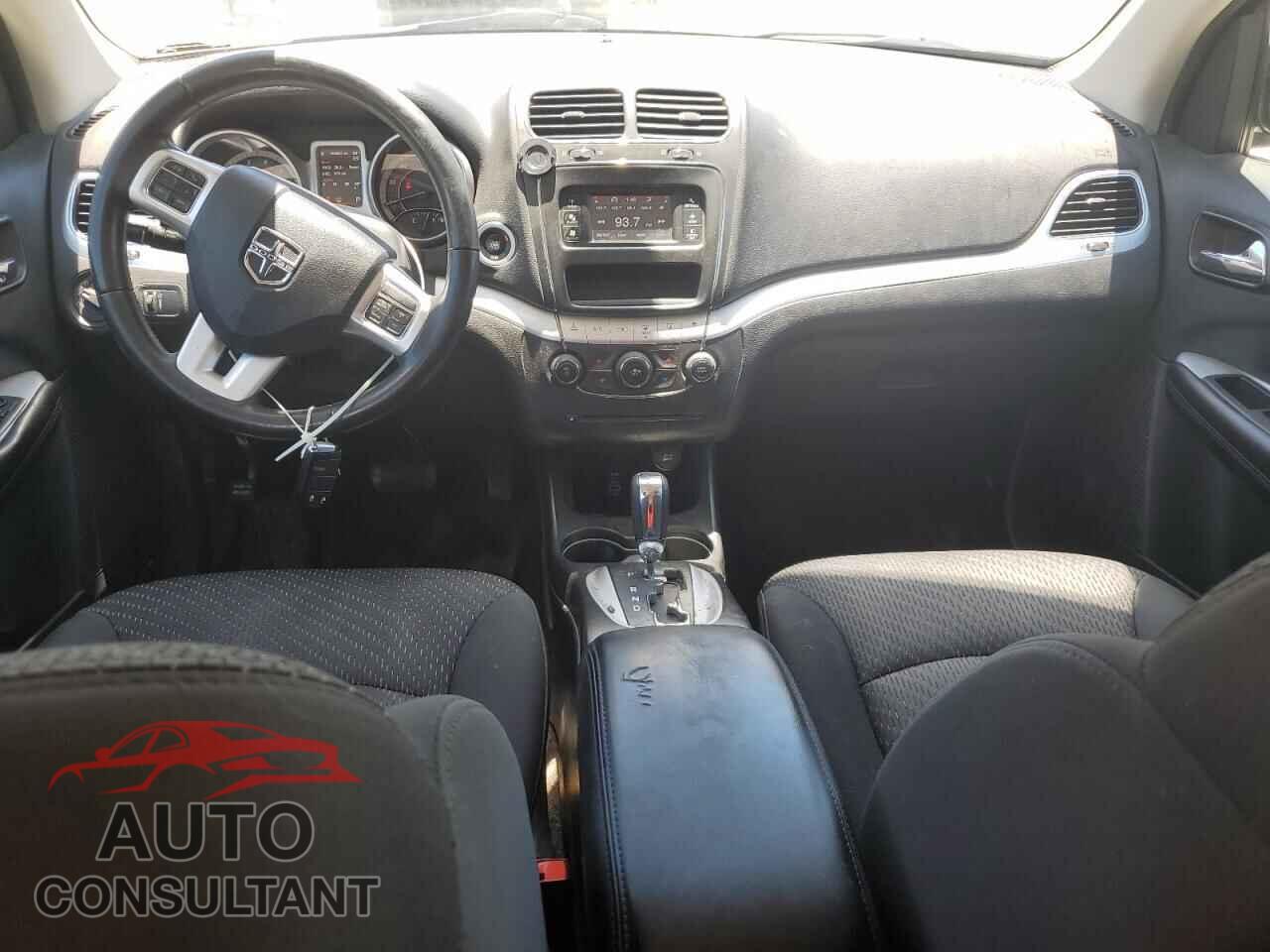 DODGE JOURNEY 2018 - 3C4PDCABXJT520330