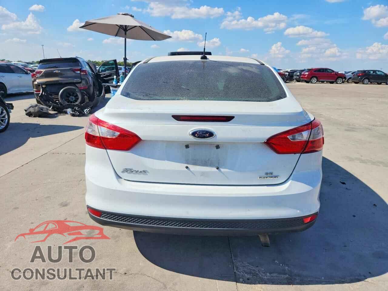 FORD FOCUS 2014 - 1FADP3F26EL155333