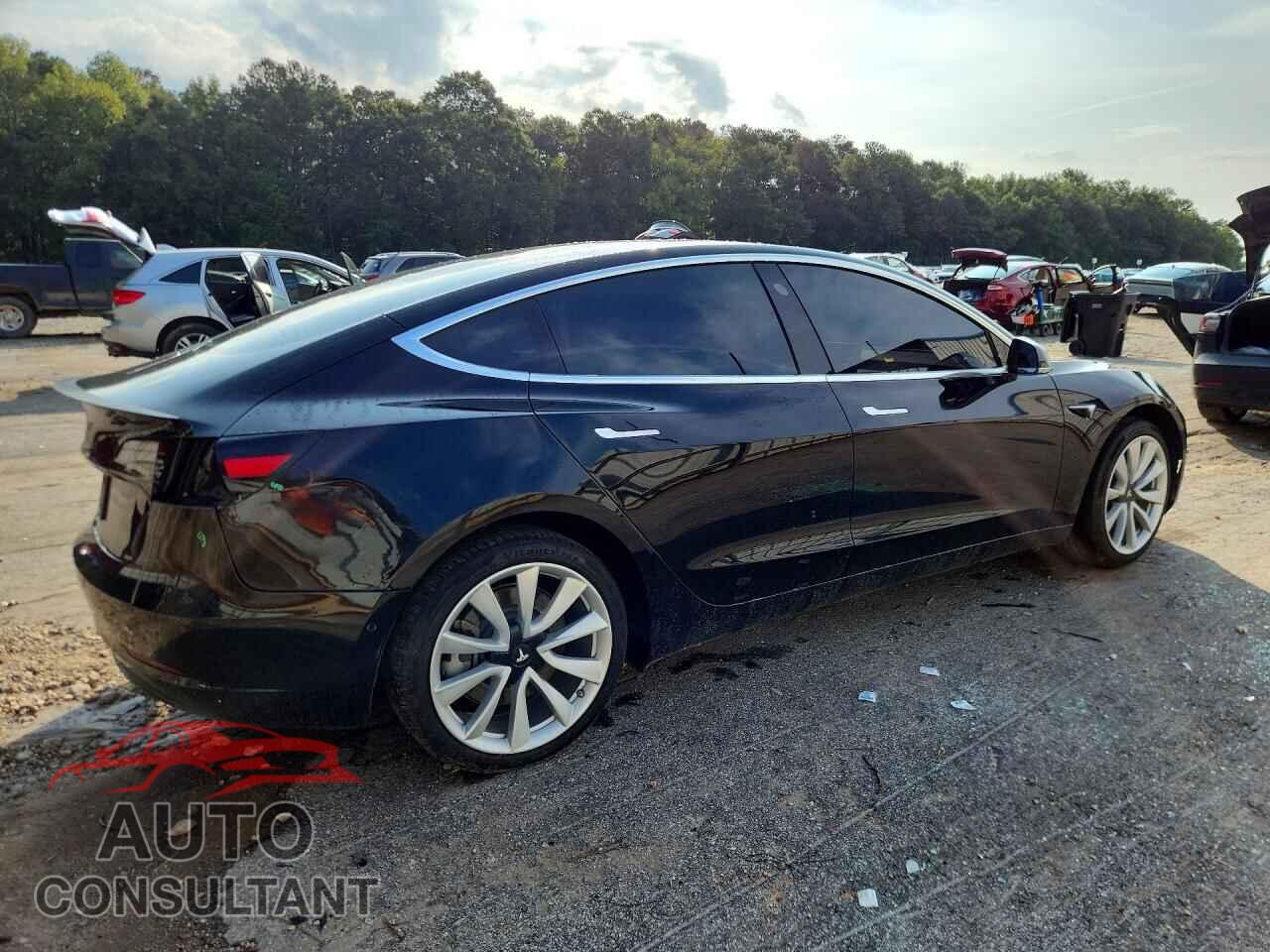 TESLA MODEL 3 2019 - 5YJ3E1EAXKF466528