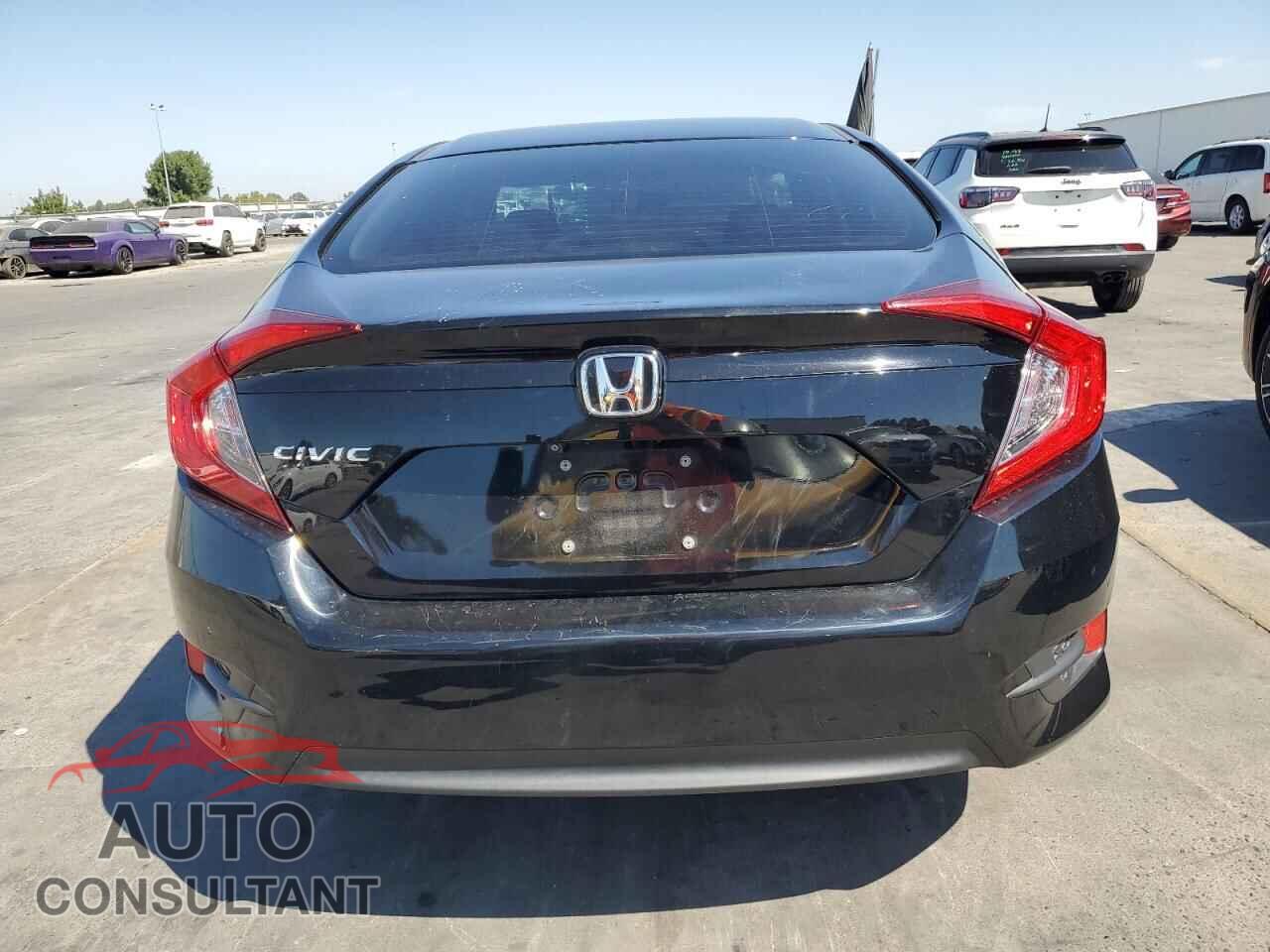 HONDA CIVIC 2017 - 2HGFC2F55HH563215