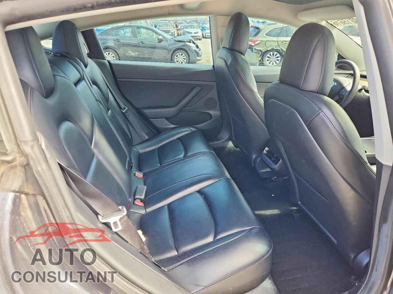 TESLA MODEL 3 2022 - 5YJ3E1EB6NF144188