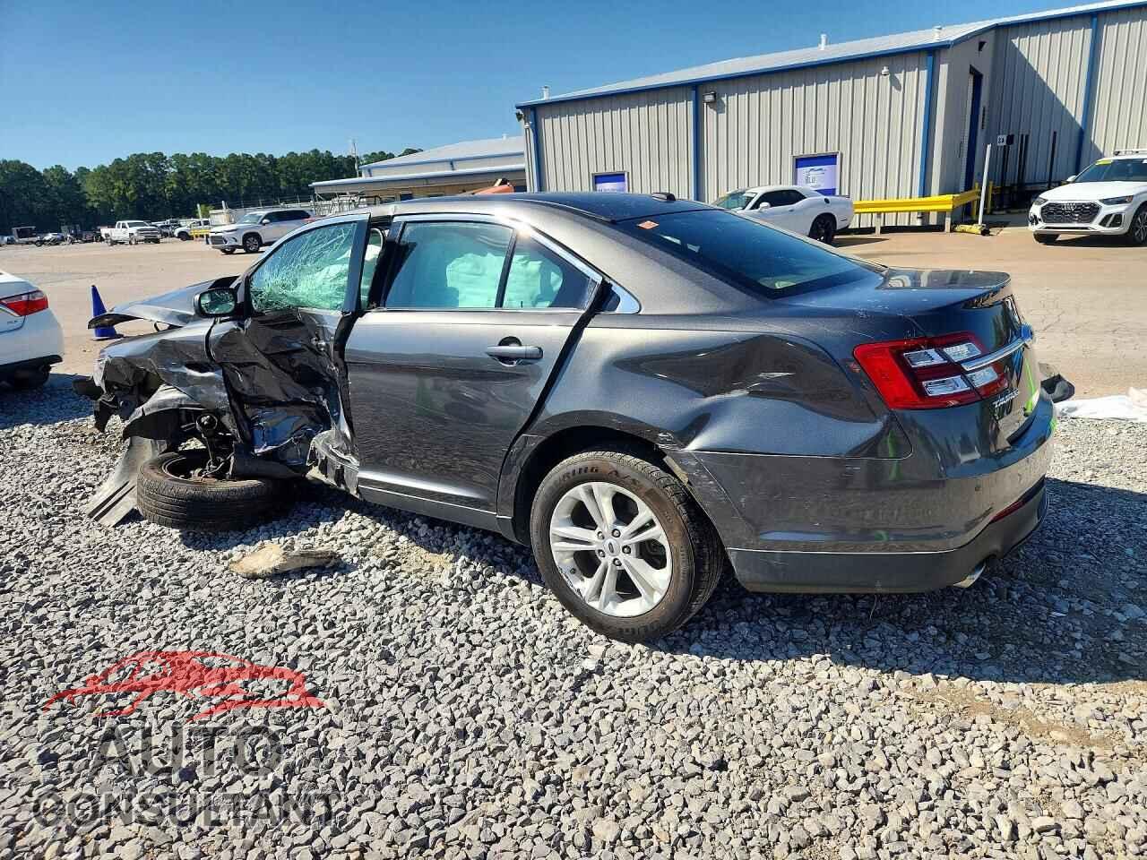 FORD TAURUS 2016 - 1FAHP2E81GG144091