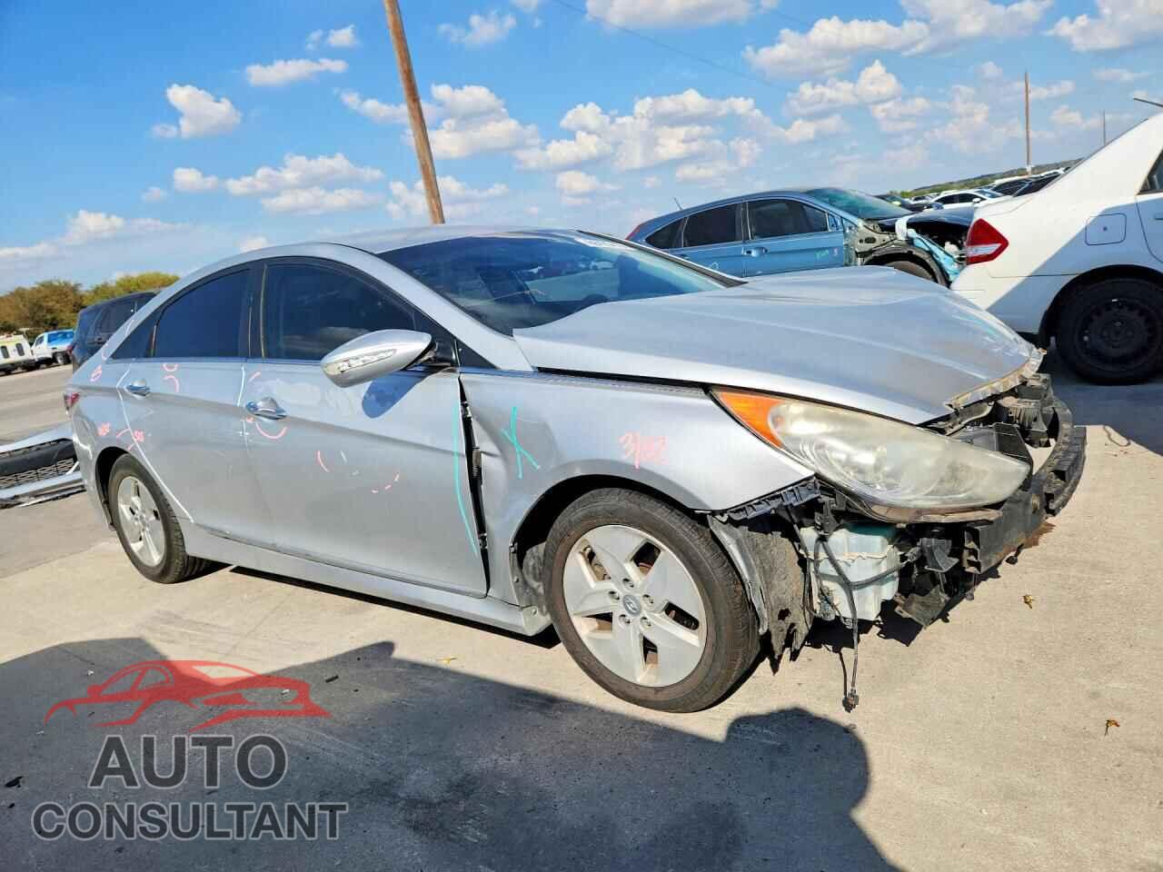 HYUNDAI SONATA 2012 - KMHEC4A40CA022130