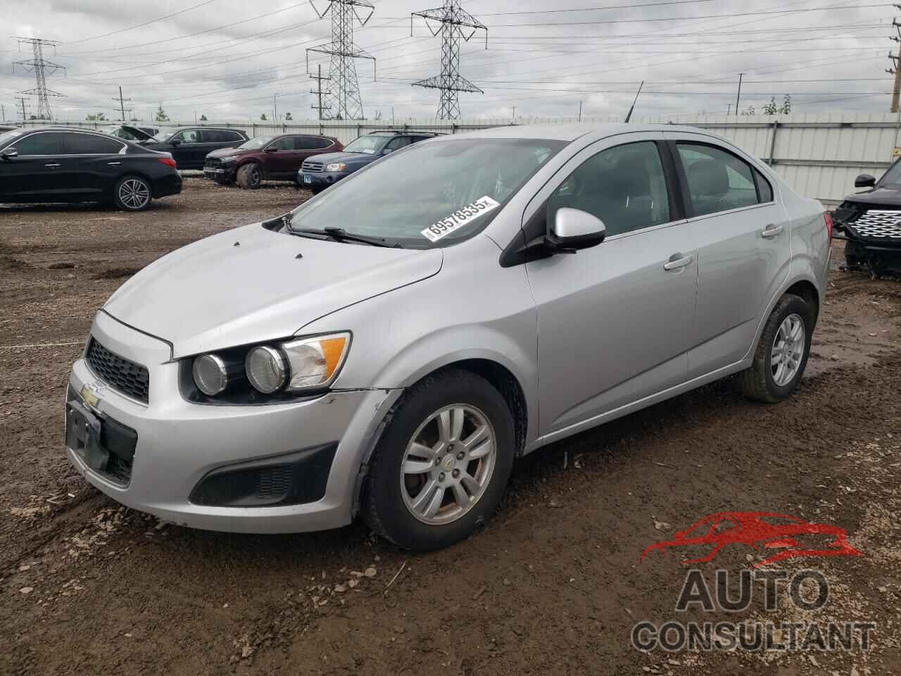 CHEVROLET SONIC 2014 - 1G1JC5SH6E4196997