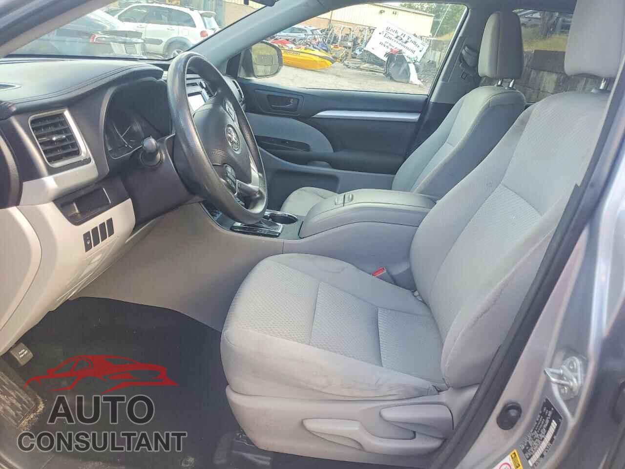 TOYOTA HIGHLANDER 2015 - 5TDBKRFH0FS140513