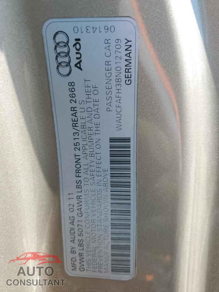AUDI A5 2011 - WAUCFAFH3BN012709