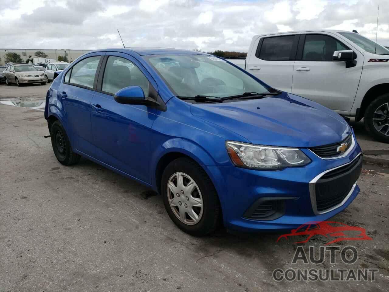 CHEVROLET SONIC 2017 - 1G1JB5SH7H4133558