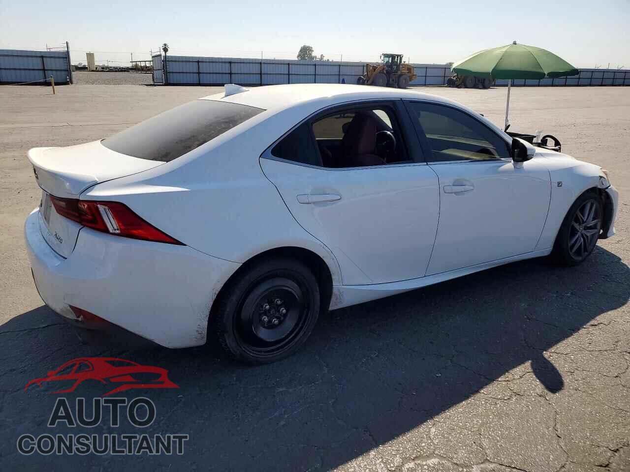 LEXUS IS 2015 - JTHBF1D21F5080640