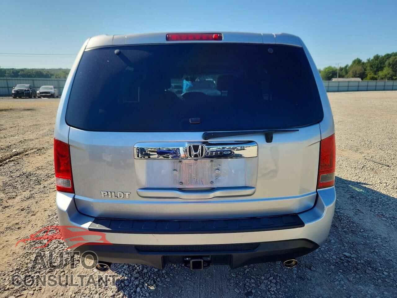 HONDA PILOT 2013 - 5FNYF3H45DB032704