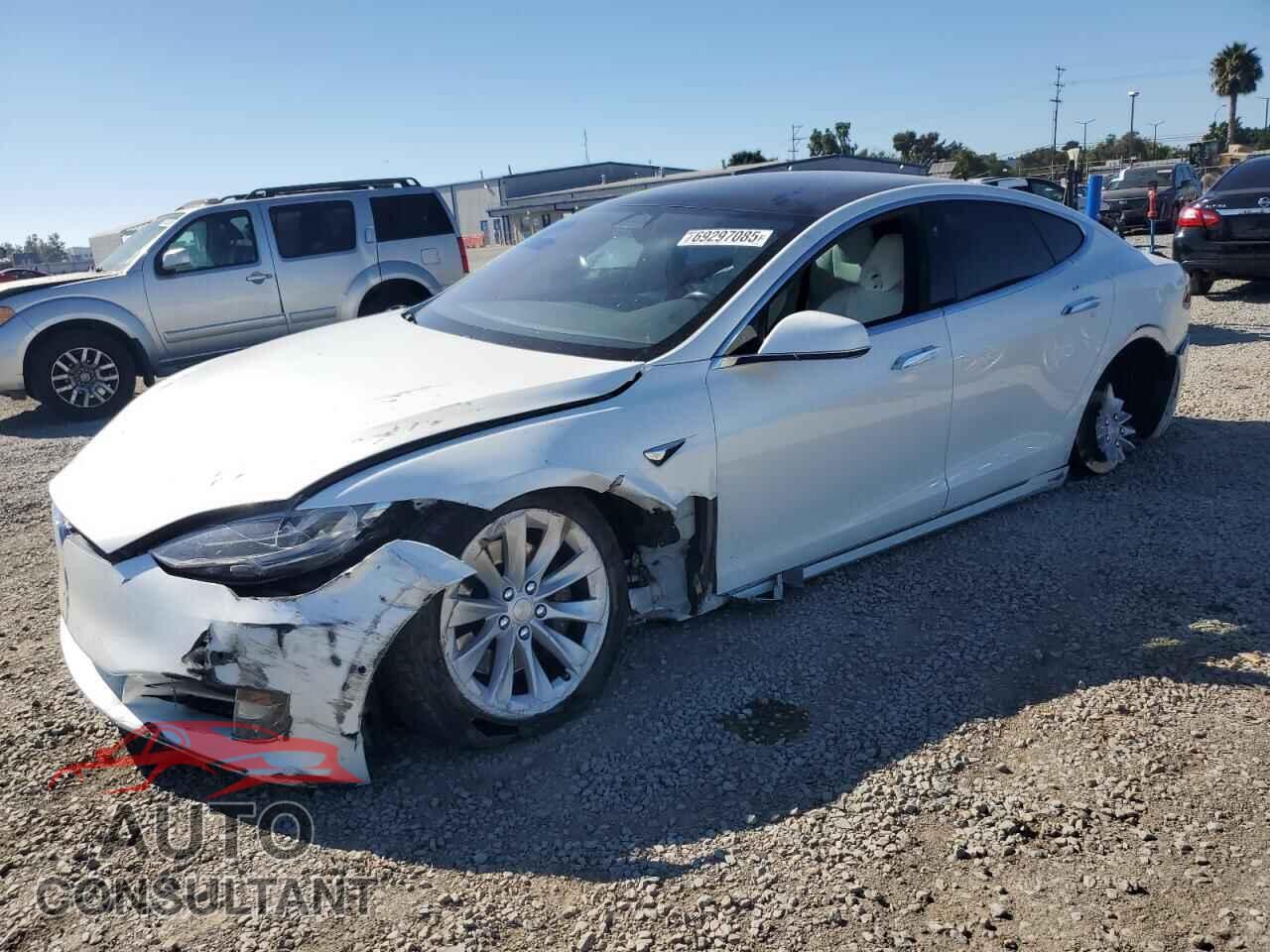 TESLA MODEL S 2017 - 5YJSA1E24HF217408
