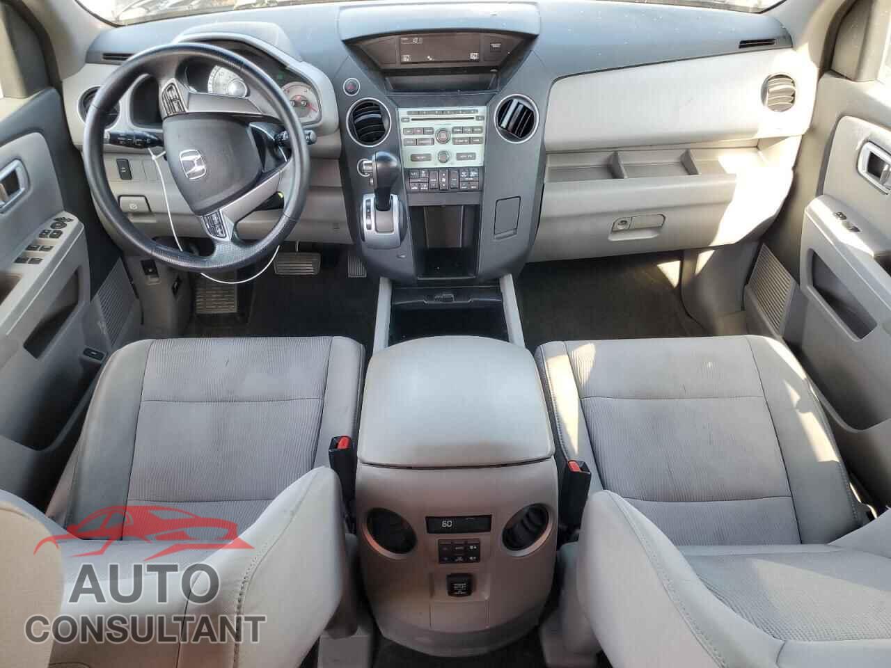 HONDA PILOT 2011 - 5FNYF4H43BB065560