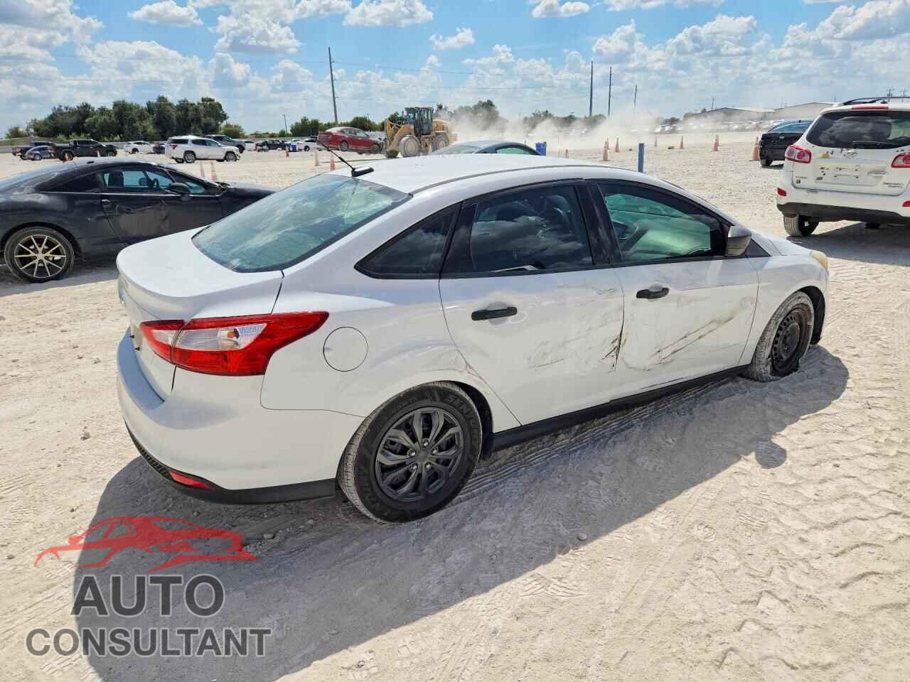 FORD FOCUS 2012 - 1FAHP3E23CL347261