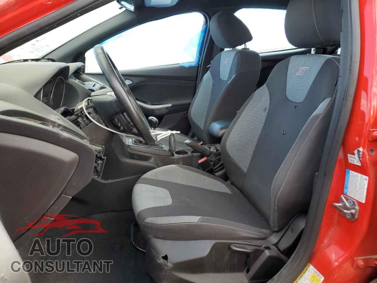 FORD FOCUS 2014 - 1FADP3L93EL395067