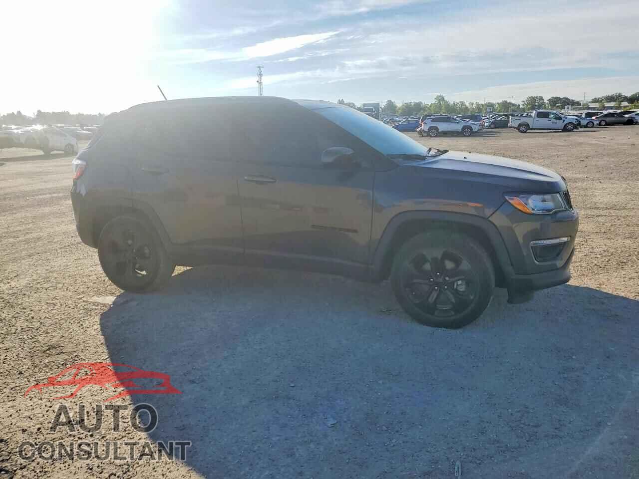 JEEP COMPASS 2018 - 3C4NJDBB2JT397725