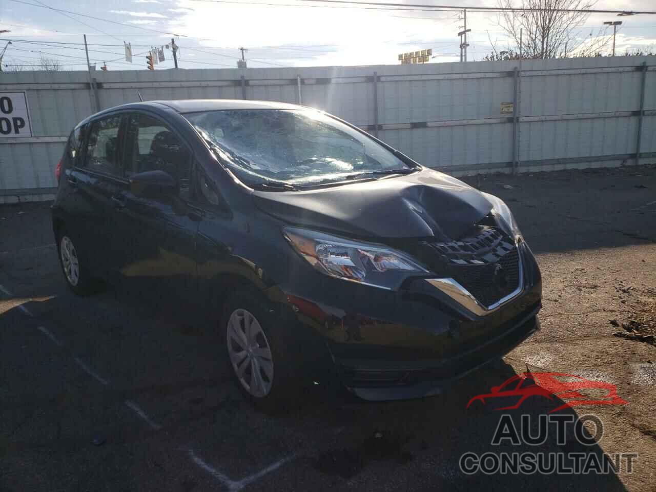 NISSAN VERSA 2018 - 3N1CE2CP5JL352498