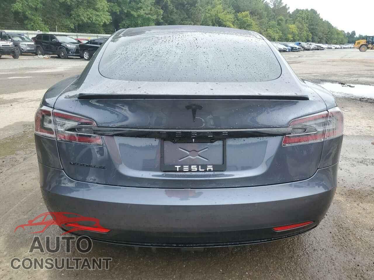TESLA MODEL S 2017 - 5YJSA1E15HF225251