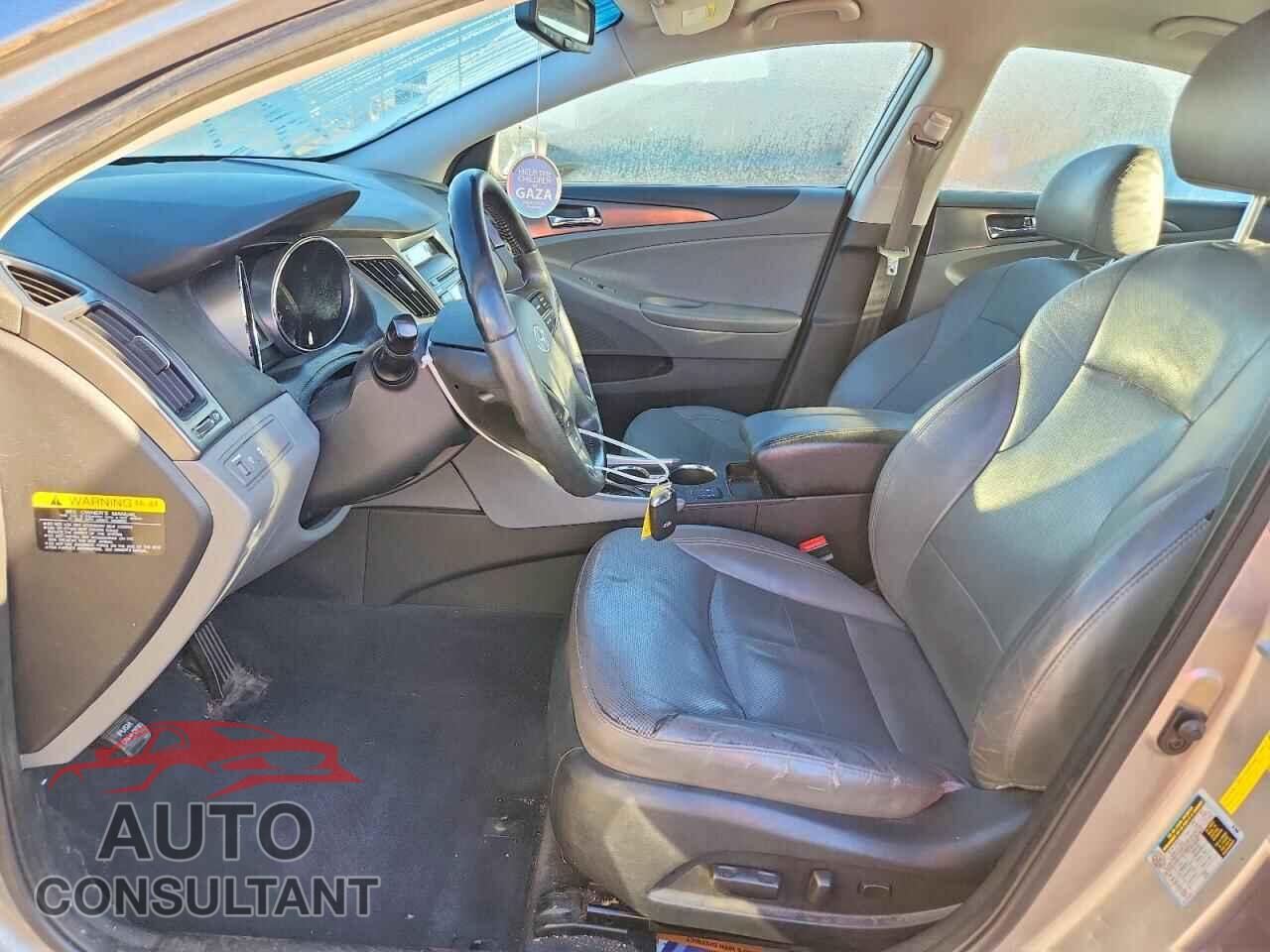 HYUNDAI SONATA 2012 - KMHEC4A42CA046669