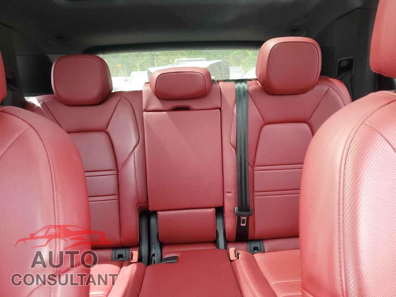 PORSCHE CAYENNE 2019 - WP1AB2AY2KDA62640