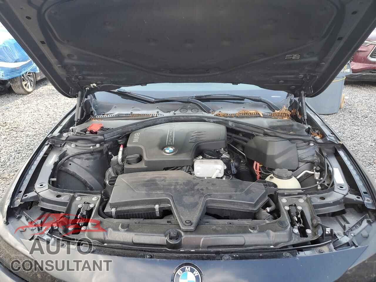 BMW 3 SERIES 2014 - WBA3B1C50EP678621