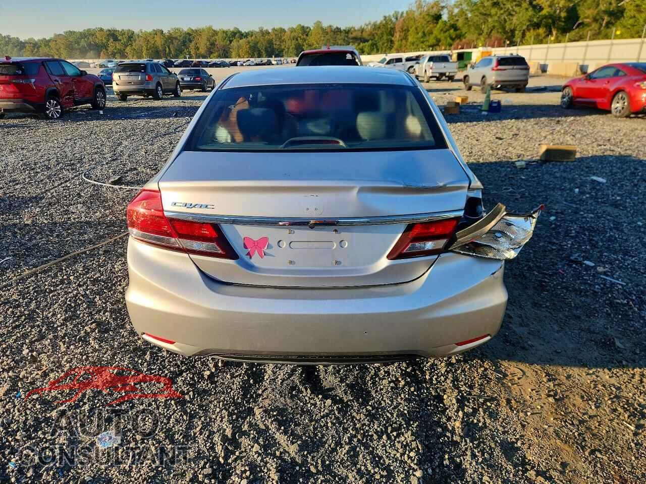 HONDA CIVIC 2014 - 19XFB2F52EE047161