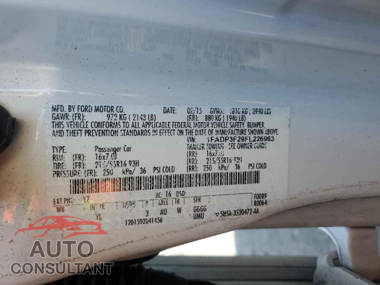 FORD FOCUS 2015 - 1FADP3F29FL226963