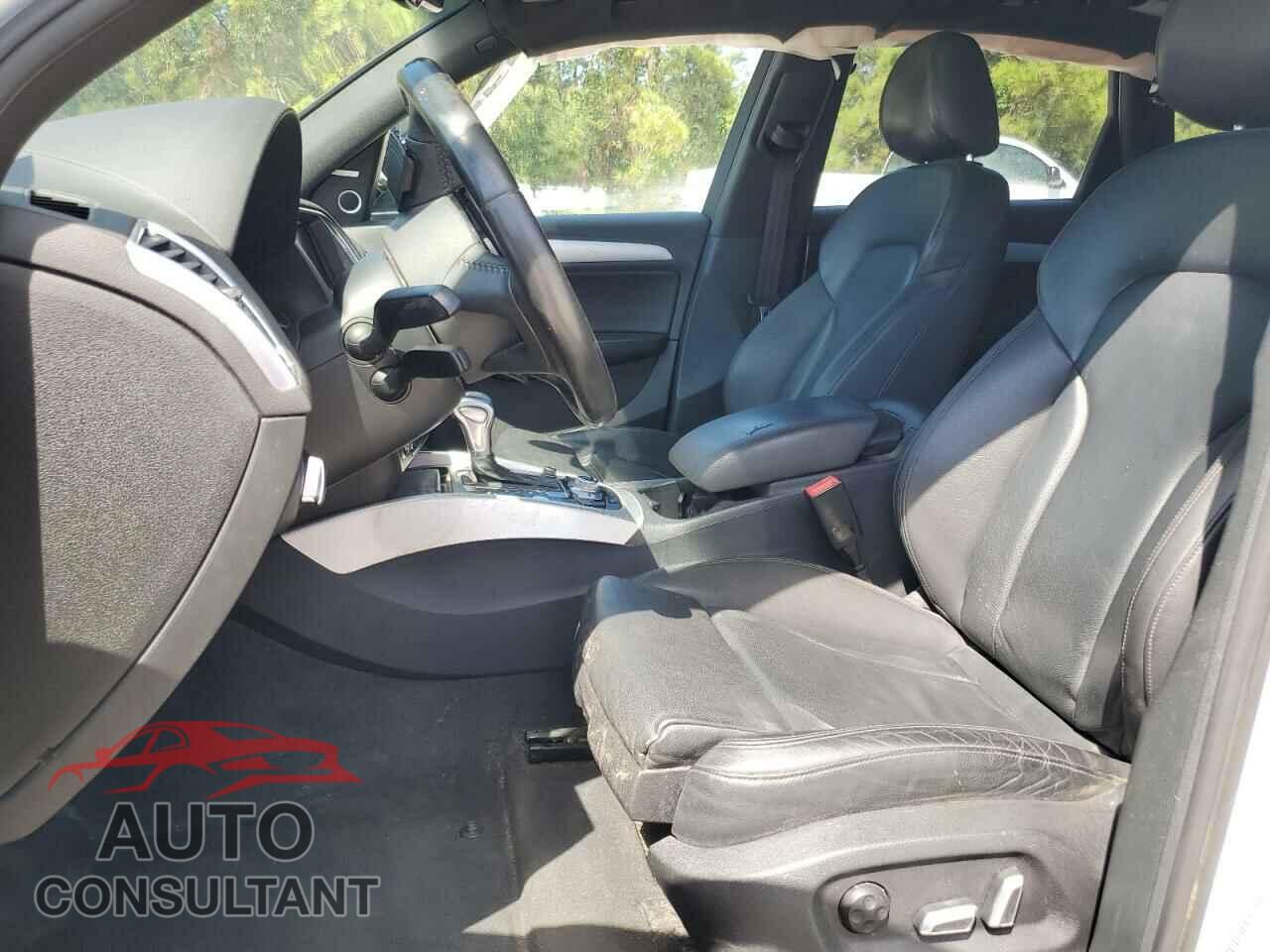AUDI Q5 2017 - WA1M2AFP6HA041500