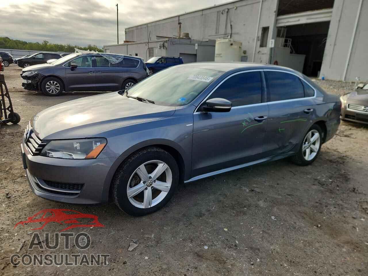 VOLKSWAGEN PASSAT 2014 - 1VWAT7A30EC043785