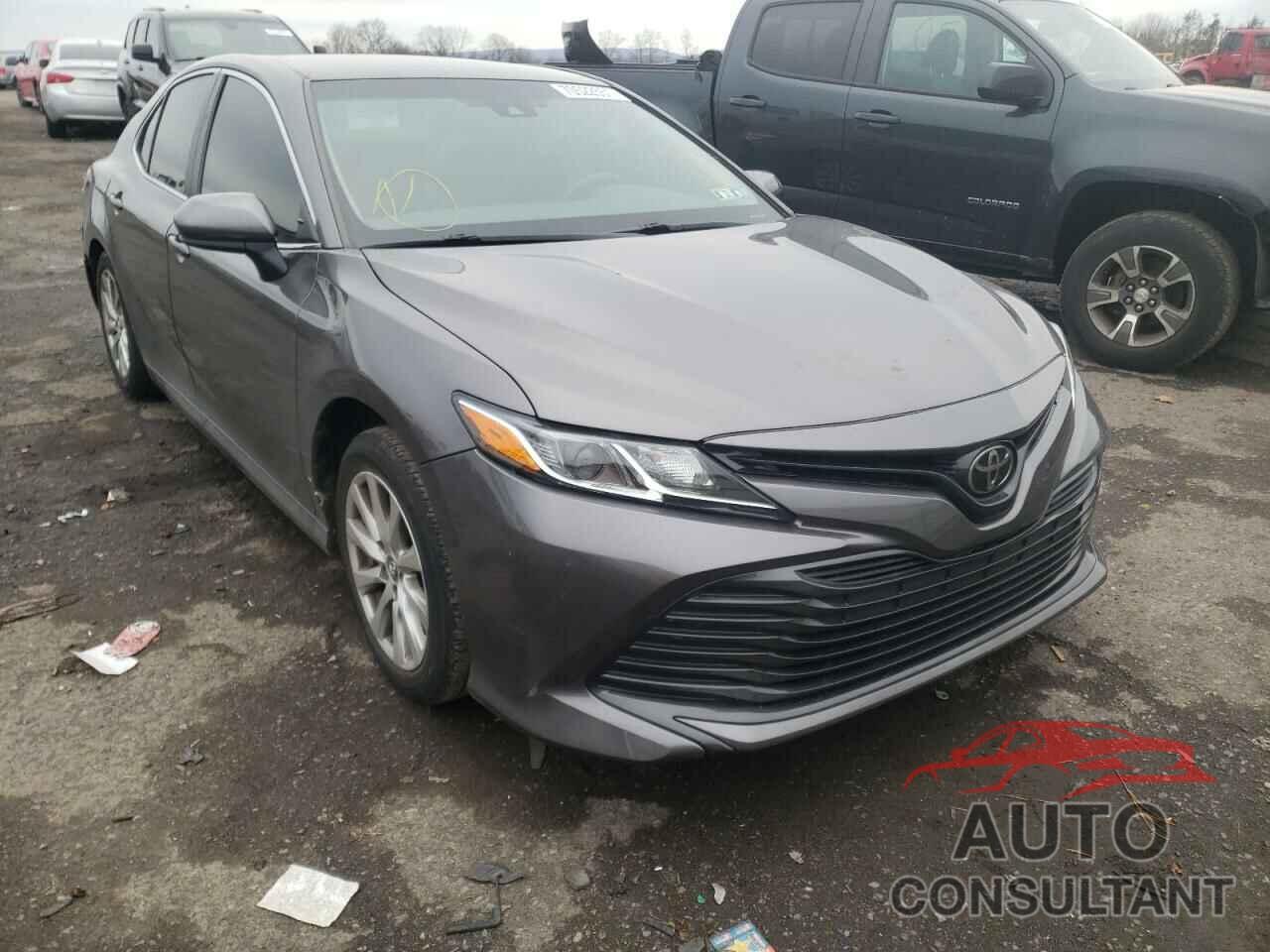 TOYOTA CAMRY 2018 - 4T1B11HK3JU135268