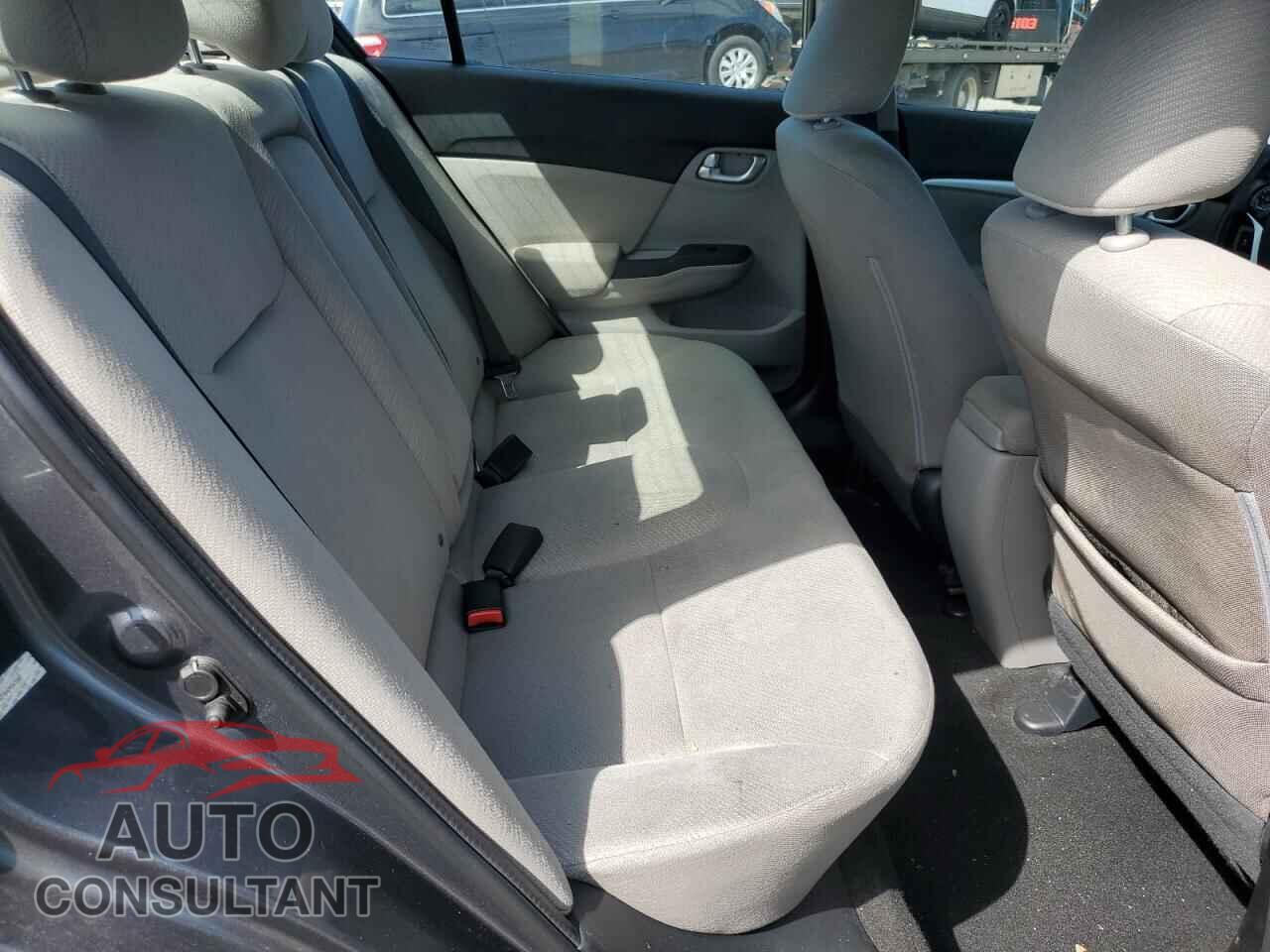 HONDA CIVIC 2013 - 2HGFB2F84DH547045