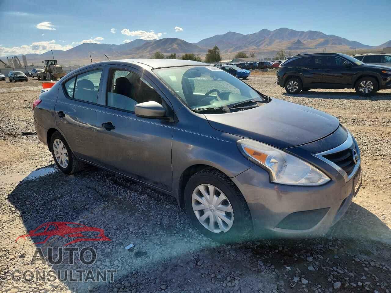 NISSAN VERSA 2017 - 3N1CN7AP3HL847342