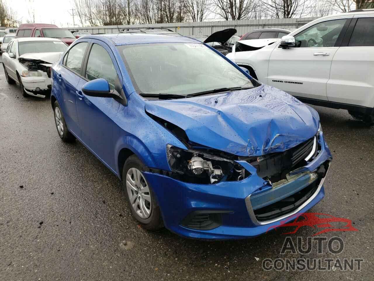 CHEVROLET SONIC 2017 - 1G1JB5SGXH4102957