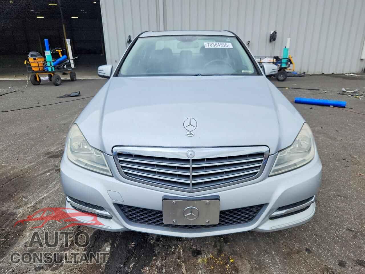 MERCEDES-BENZ C-CLASS 2012 - WDDGF8BBXCR198716
