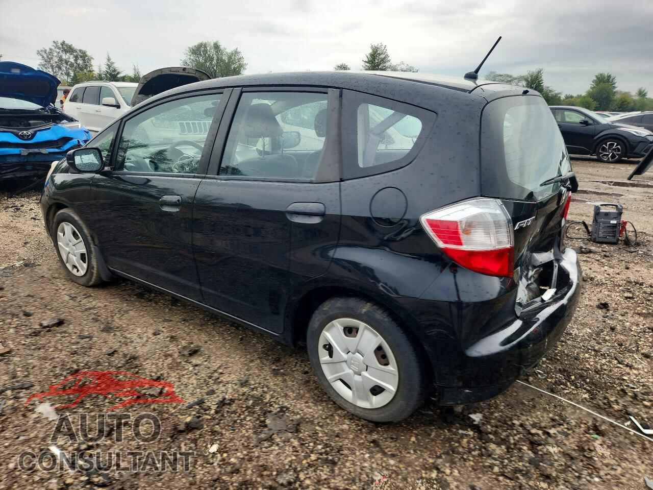 HONDA FIT 2013 - JHMGE8H37DC028863