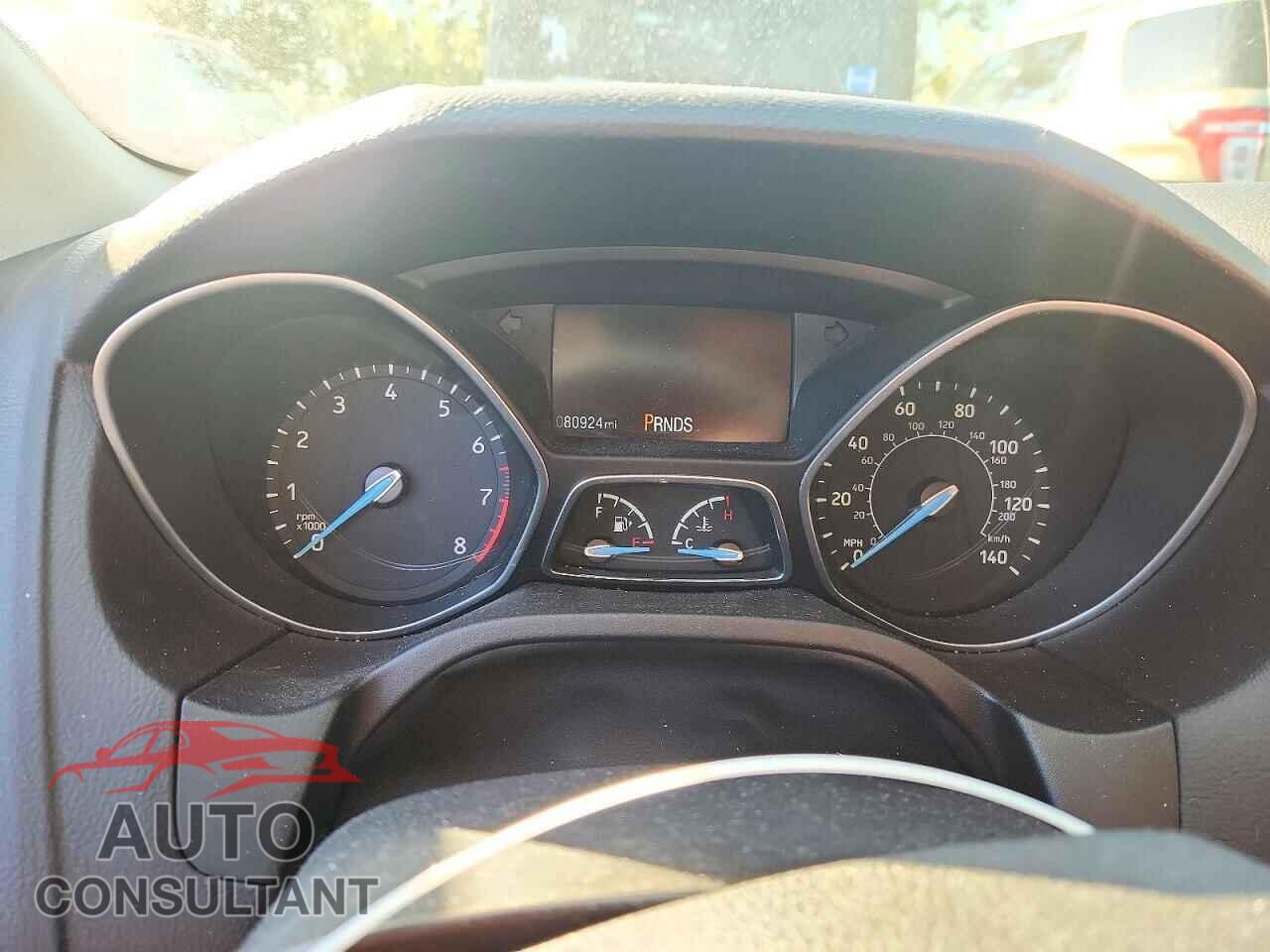 FORD FOCUS 2017 - 1FADP3M2XHL232082