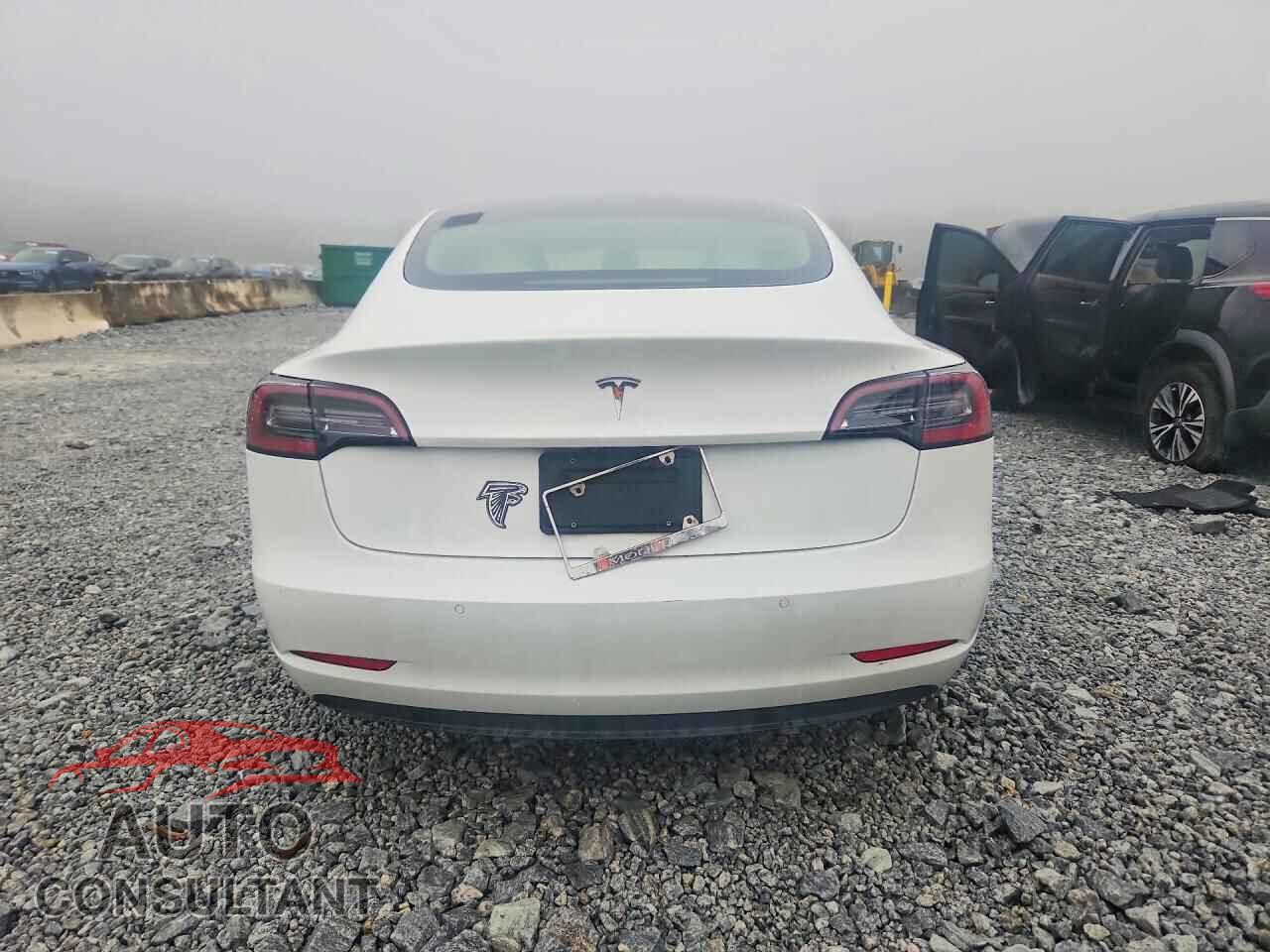 TESLA MODEL 3 2019 - 5YJ3E1EA0KF407617