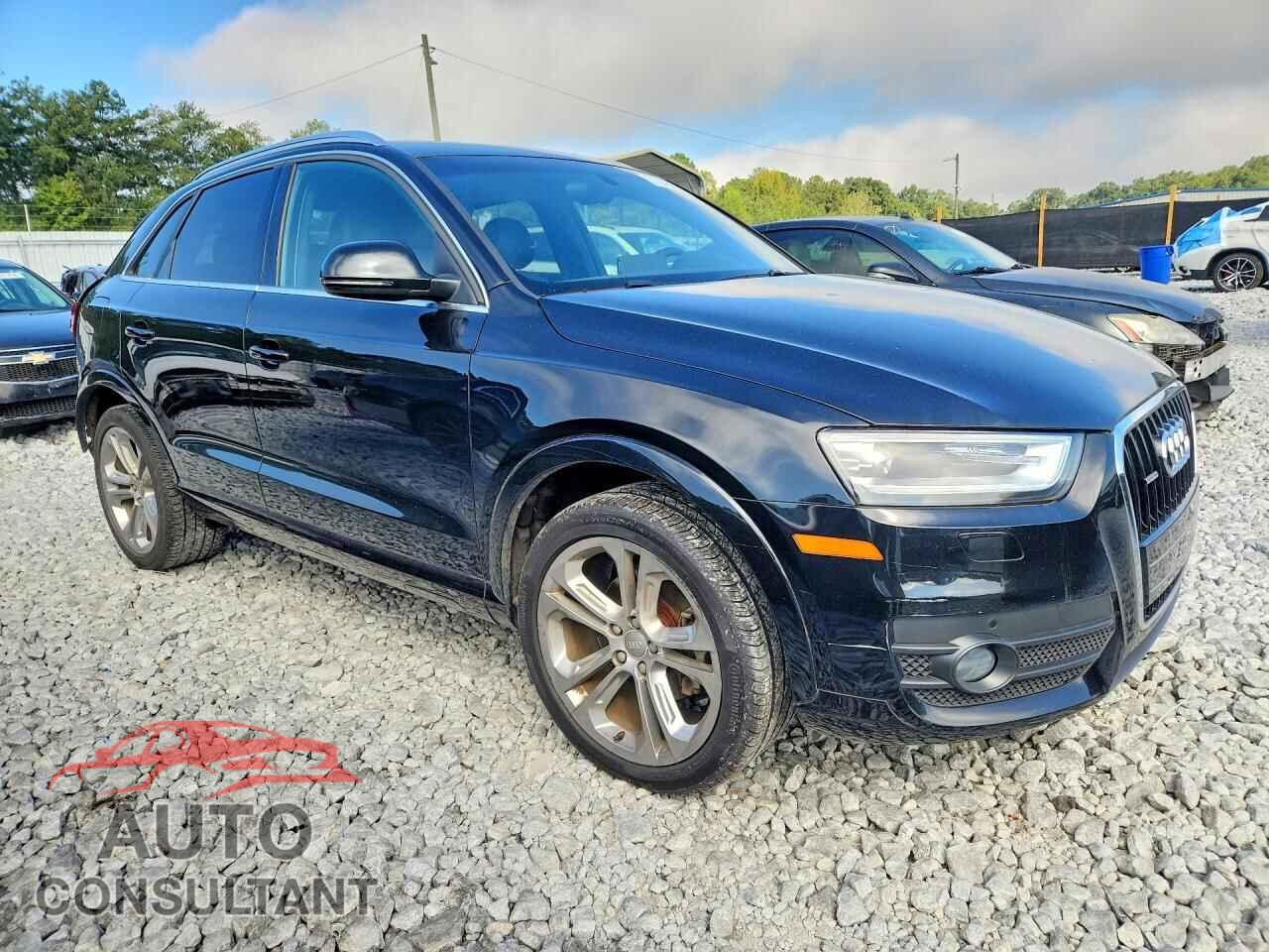 AUDI Q3 2015 - WA1GFCFS7FR012118