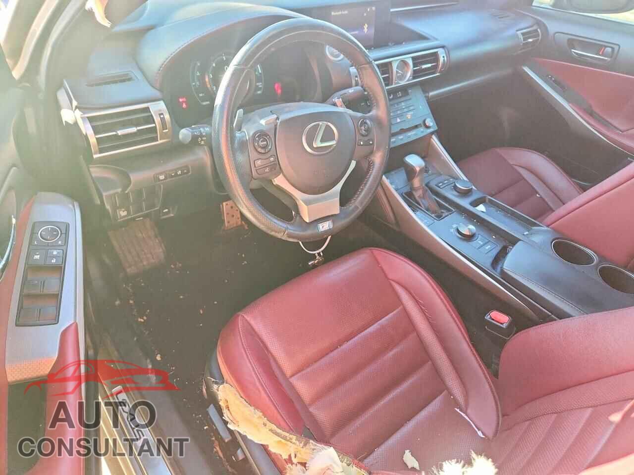 LEXUS IS 2015 - JTHBF1D2XF5057602