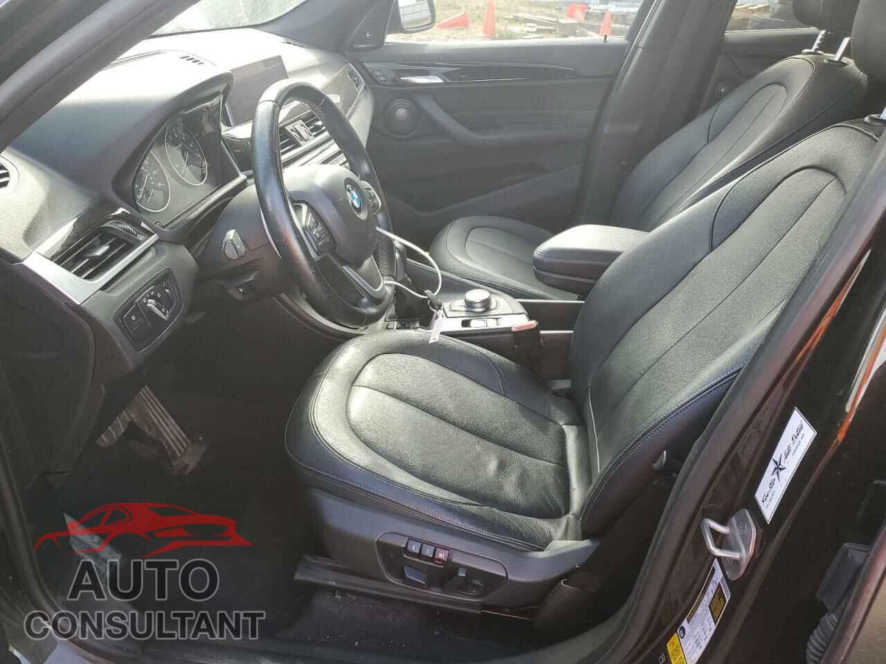 BMW X1 2017 - WBXHT3C32H5F73326