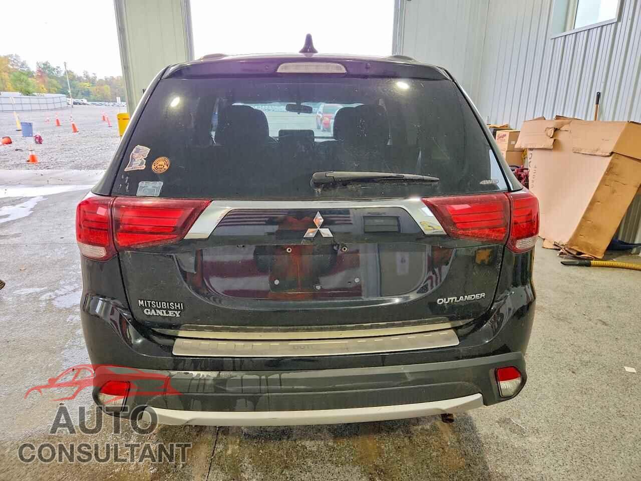 MITSUBISHI OUTLANDER 2017 - JA4AZ2A33HZ007976