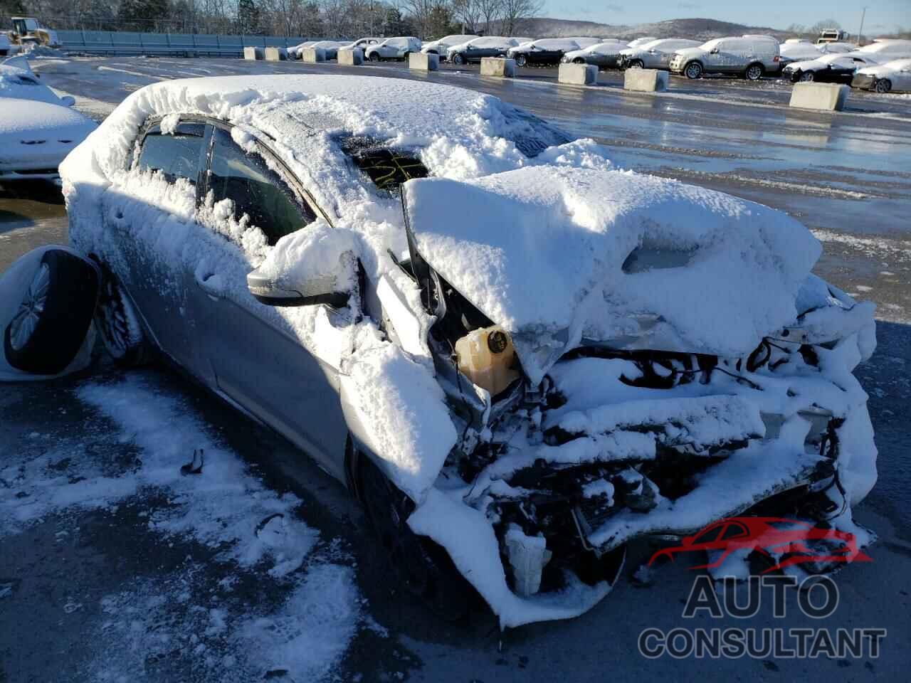 FORD FOCUS 2018 - 1FADP3J26JL323599