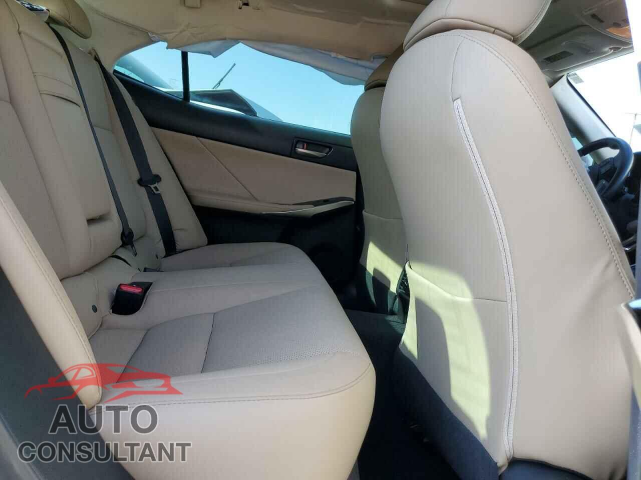 LEXUS IS 2020 - JTHDA1D26L5106278