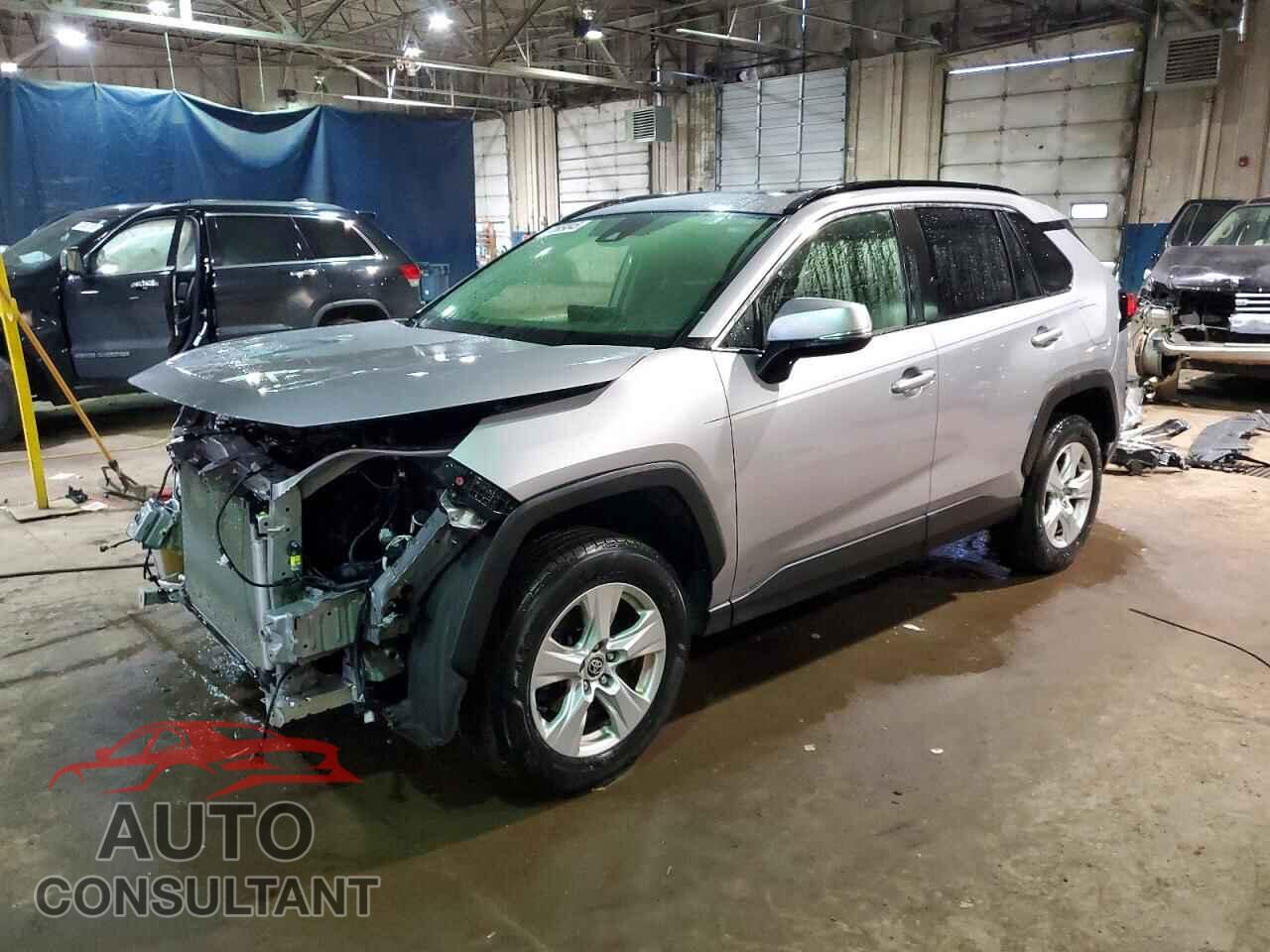 TOYOTA RAV4 2020 - JTMP1RFV5LD528150