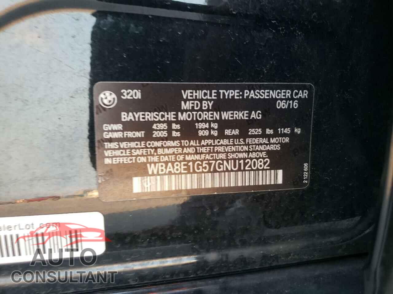 BMW 3 SERIES 2016 - WBA8E1G57GNU12082
