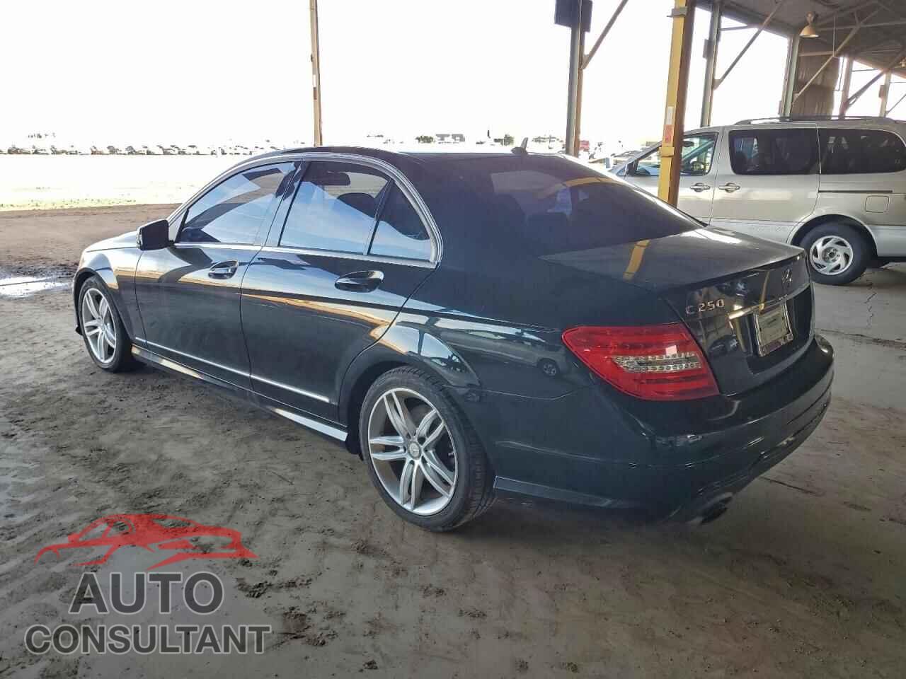 MERCEDES-BENZ C-CLASS 2014 - WDDGF4HB7ER314246