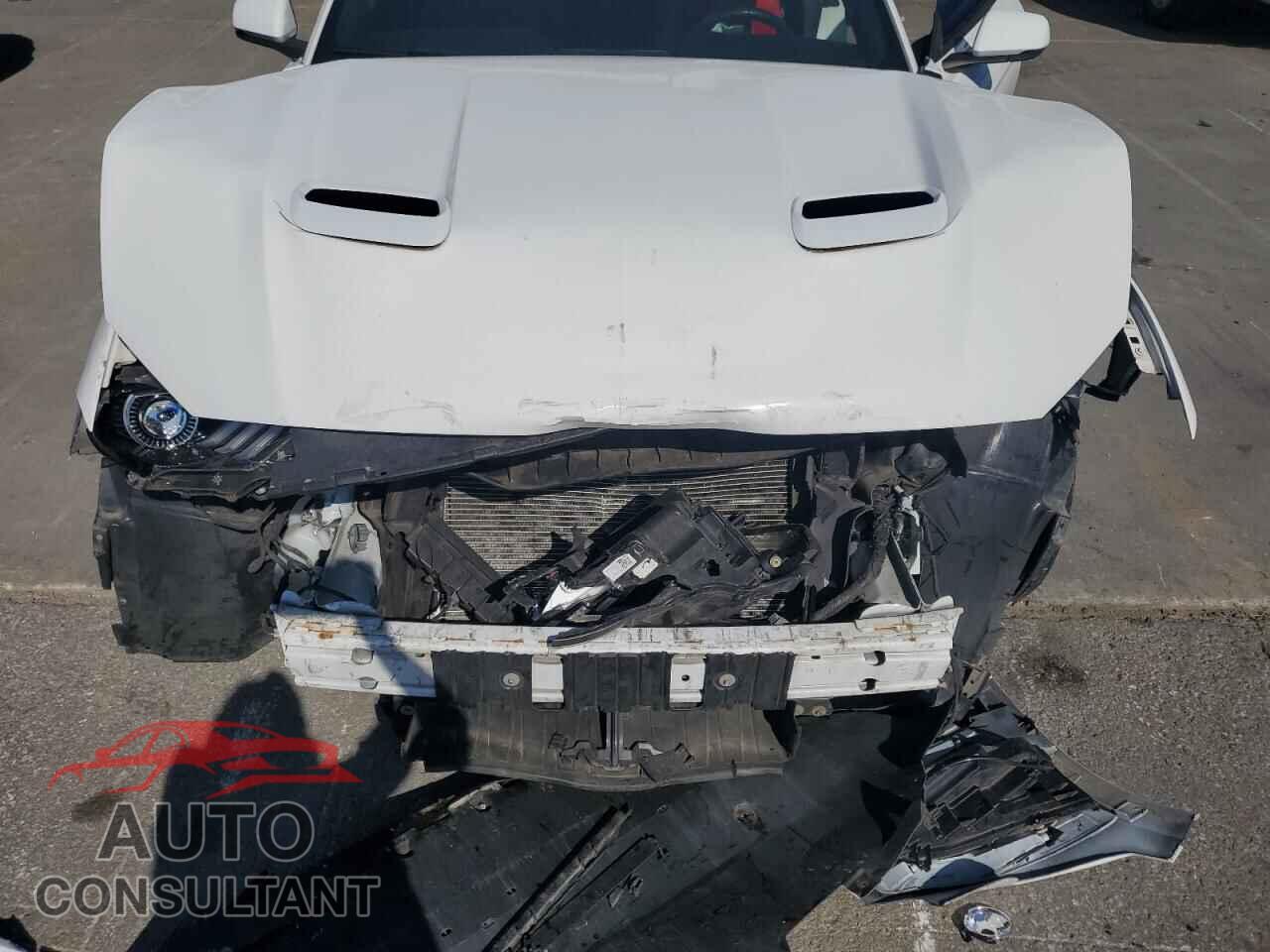 FORD MUSTANG 2018 - 1FA6P8CF1J5132005