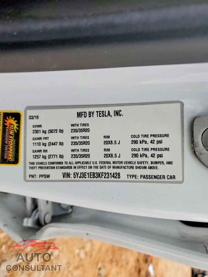 TESLA MODEL 3 2019 - 5YJ3E1EB3KF231428